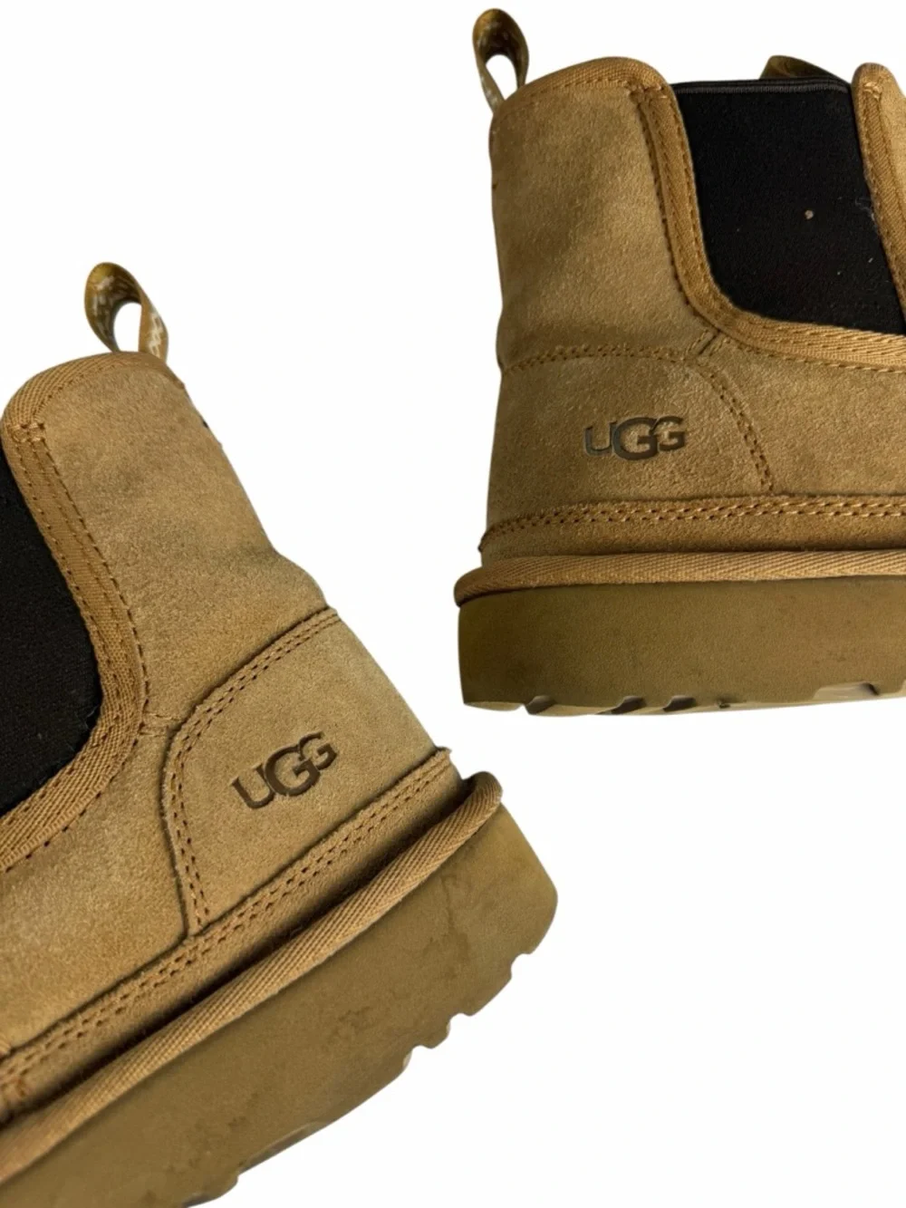 UGG Men’s Neumel Chelsea Boots 1121644 size 9